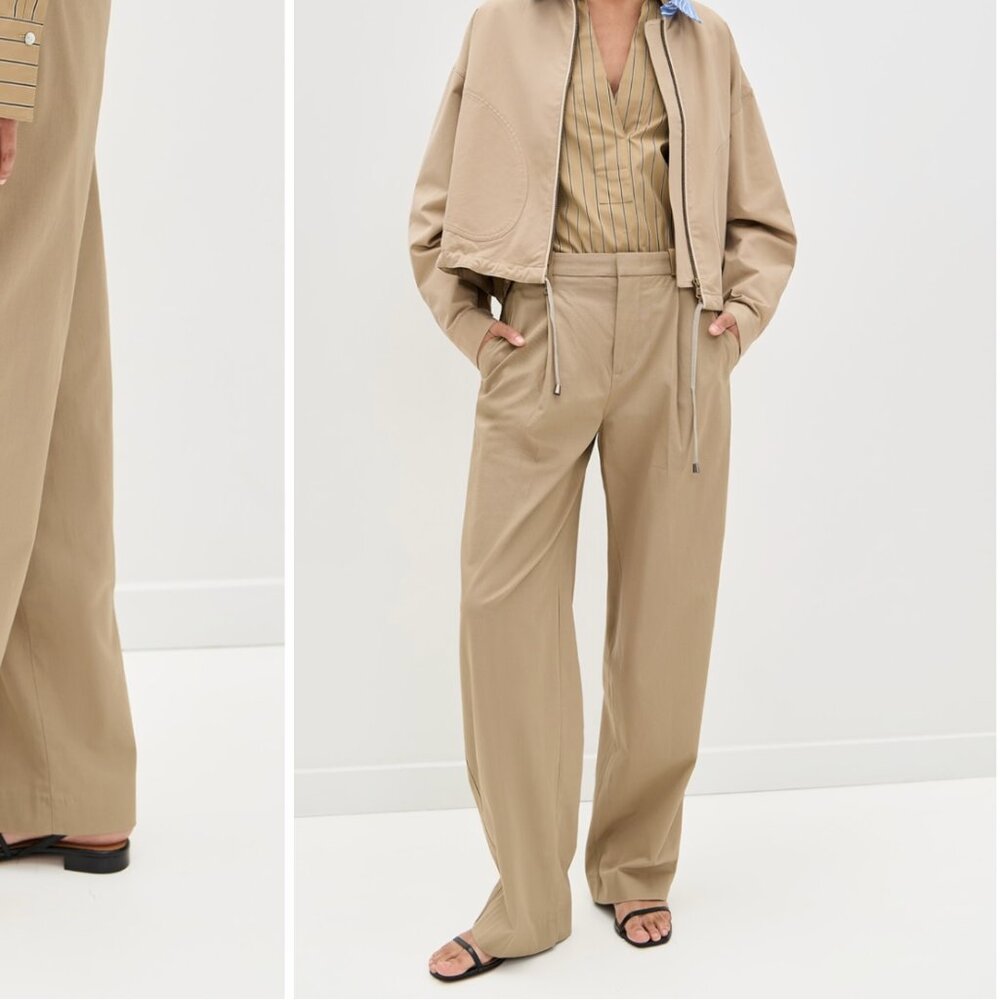 NWT Mid Waist Pleat Front Trousers